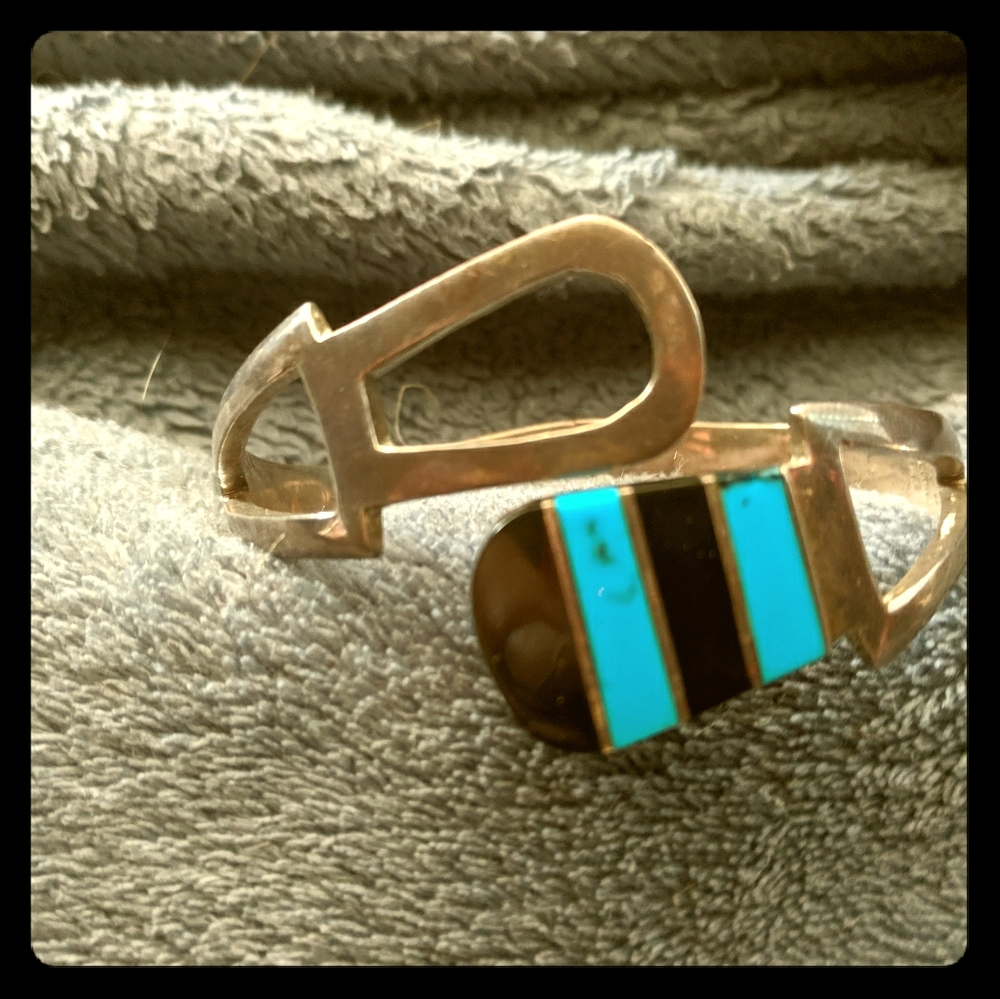 southwest style turquoise  onyx womens bracelet
